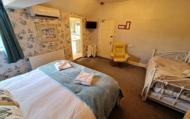 OYO Lavender House Hotel