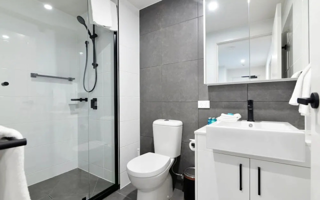 Hedge Apartments by CLLIX