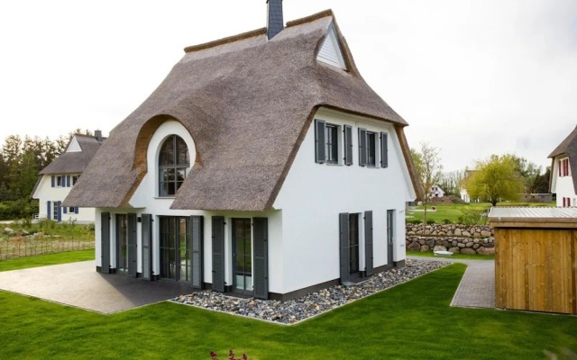 Luxushaus in Bodstedt mit Sauna und Lagune