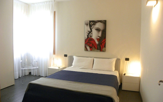 Venice Apartments Dante