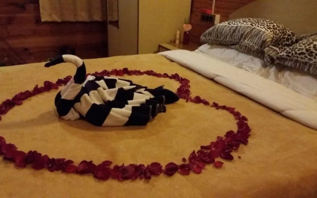 Pandora Hill Resort