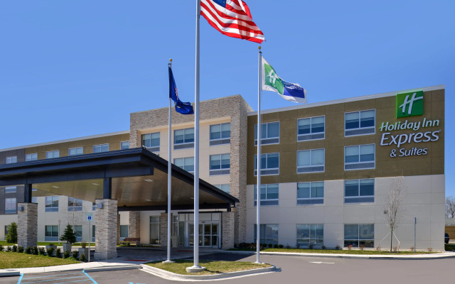 Holiday Inn Express & Suites Southgate - Detroit Area, an IHG Hotel