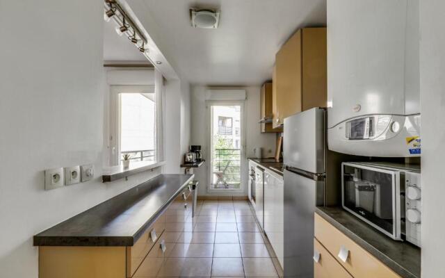 Chic and spacious apart with parking