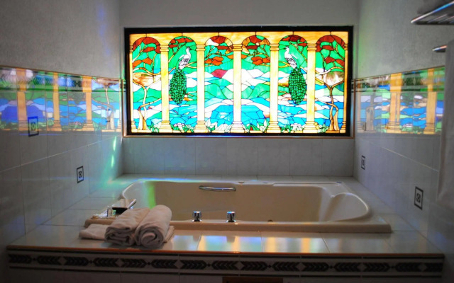 Hotel Suites el Paseo
