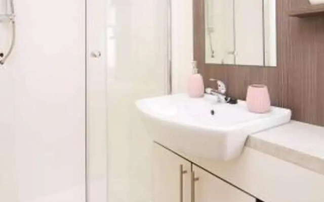 Luxury Caravan sea Views Sleep 6 Free Wifi
