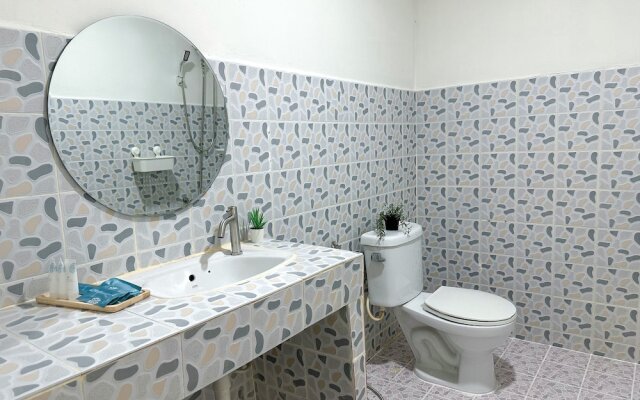 MONTANA Hotel & Hostel Phuket