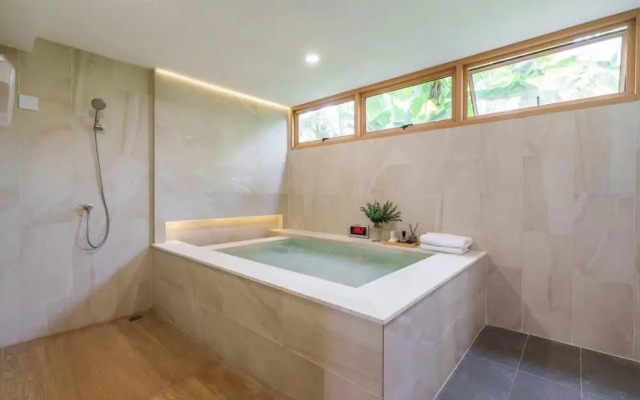 Onsen Retreat in Heart of Bangkok