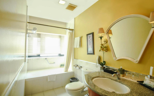 Makati Palace Hotel