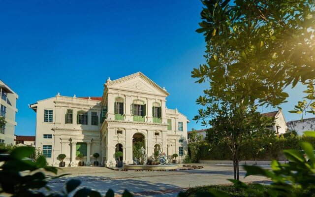 The Edison George Town