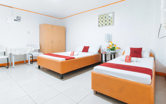 RedDoorz near East Avenue Medical Center