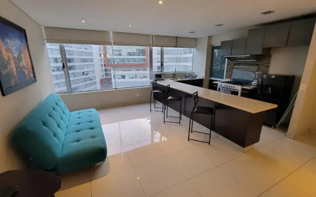 Chicago Suites WTC