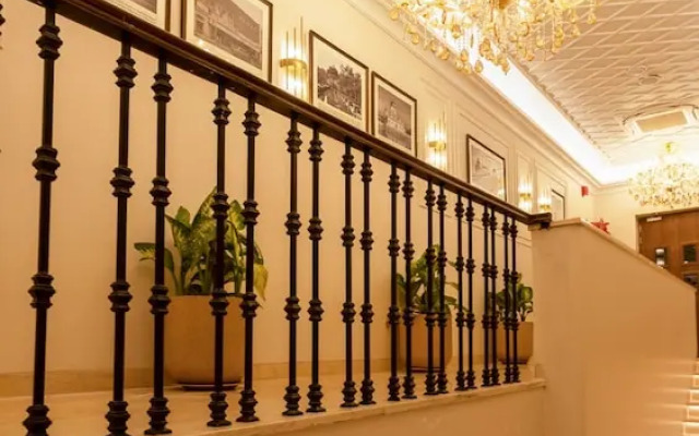 Saltstayz Autograph Connaught Place