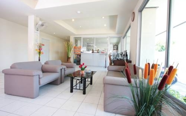 Dibuk Apartment