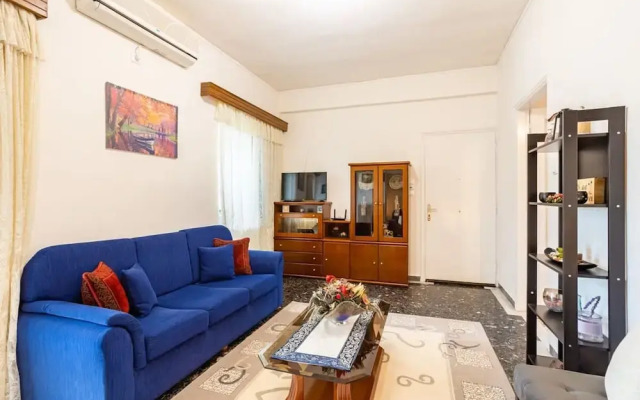 Seaside Family Haven - Avia s Spacious Getaway
