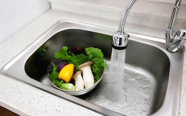 Namhae Sea and Blue Pension (four seasons hot water pool)