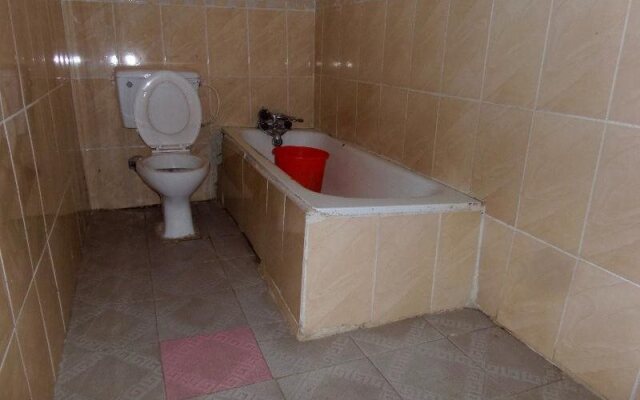 Kristabel Hotel And Suites