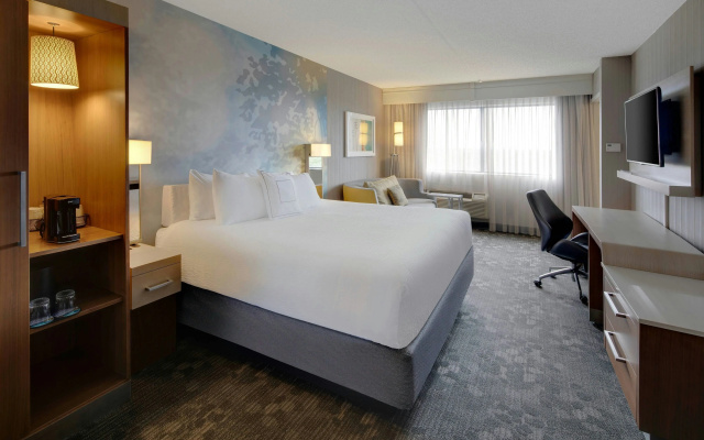 Courtyard by Marriott Austin-University Area