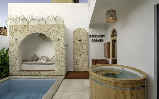 Casa Amor by GORO