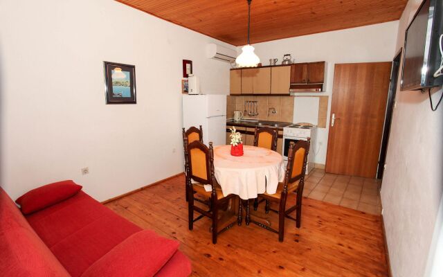 Apartment Marko - 70m from the sea A5 Pag, Island Pag