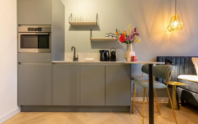 Romantic Getaway With Garden