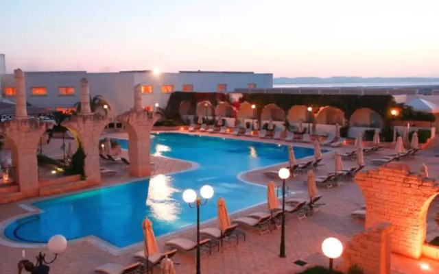 Golden Carthage Hotel & Residence