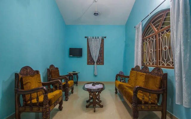 OYO 17410 Home 2BHK Goan Villa Calangute Beach