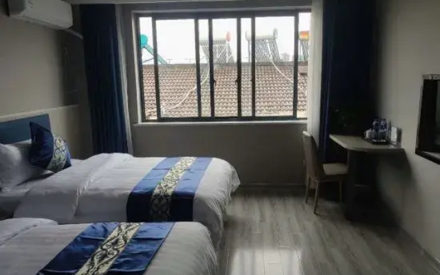 Huaining Shangmei Boutique Business Hotel
