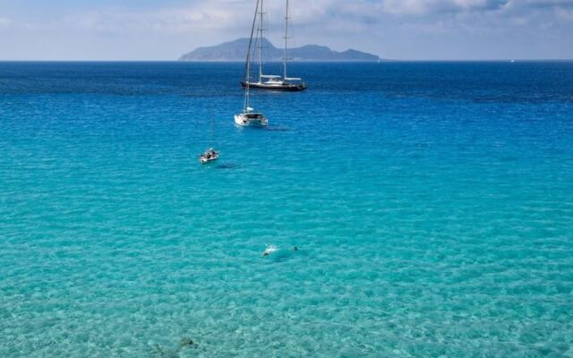 Villa Linda by the sea in South Sicily