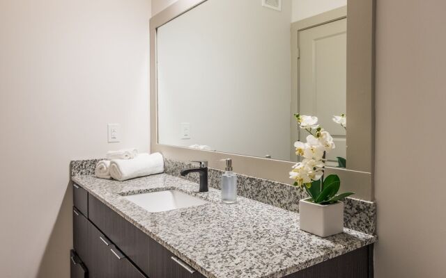 2 BR Apt Near St Johns River by Frontdesk