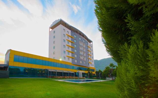 Ramada by Wyndham Soma