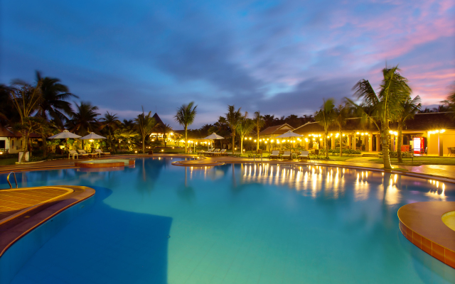 Tropical Beach Hoi An Resort