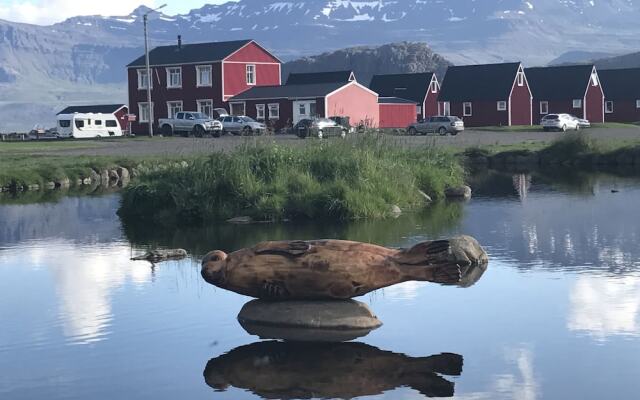 Mjóeyri Travel holiday homes