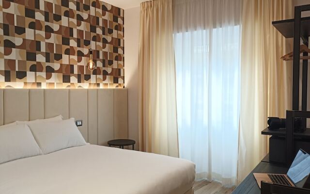 Romi Suite