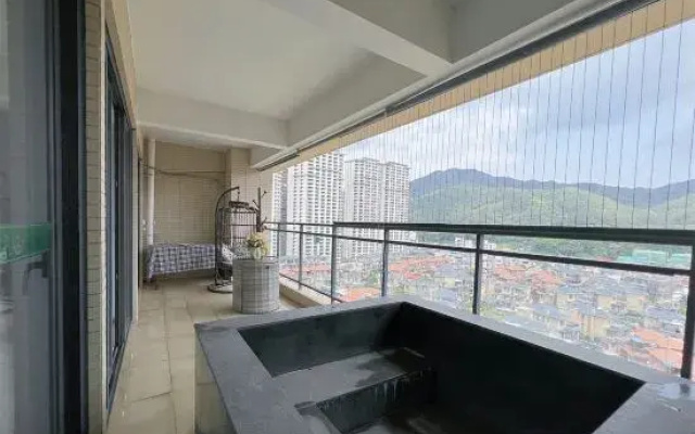 Lanqu Hotel