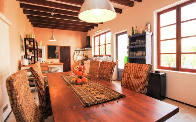 Great Romantic Village House in the Center of Felanitx and not far From the sea