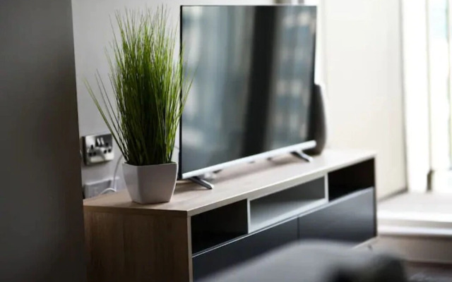 OnPoint -Spacious 2 Bedroom Apt With Parking/Balcony
