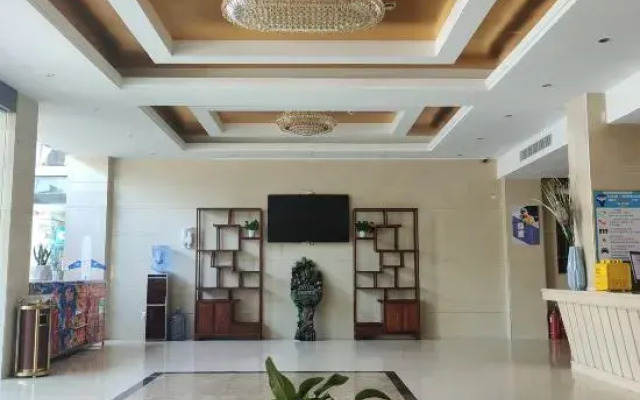 Xinyang Yuelong Hotel