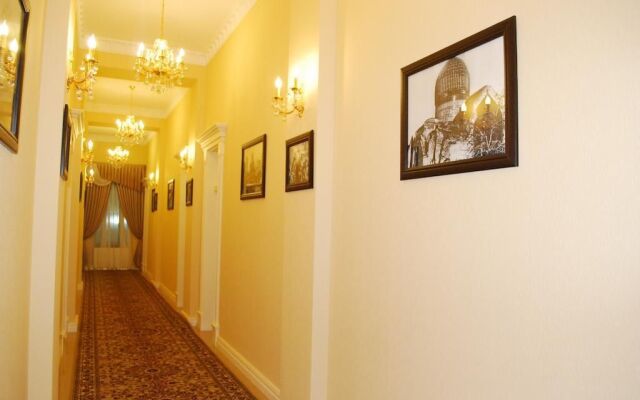 Jahon Palace
