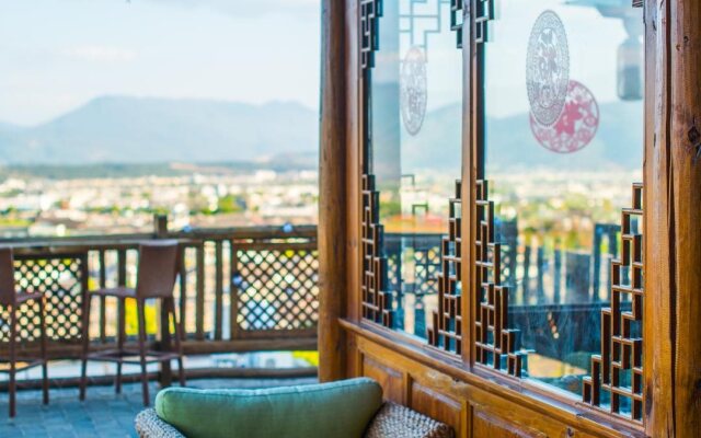 Lijiang Banshan Huayu Inn