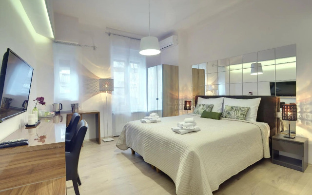 D&A Center Apartments