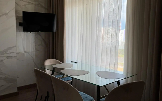 Двухуровневые апартаменты Море и Горы на улице Фигурная