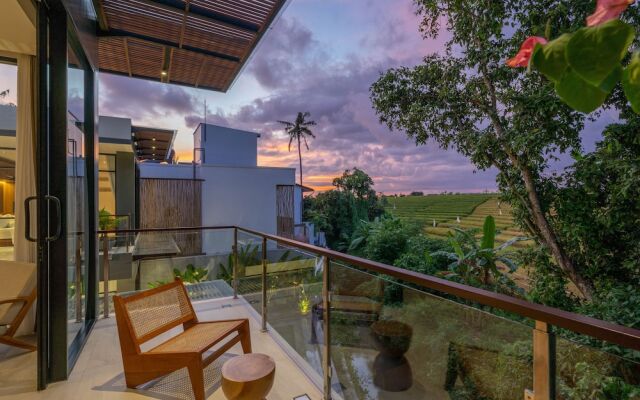 Villa Luna - 4BR in Pererenan