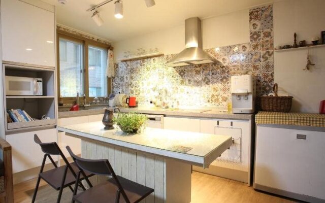 Pohang Youngildae Guesthouse - Hostel