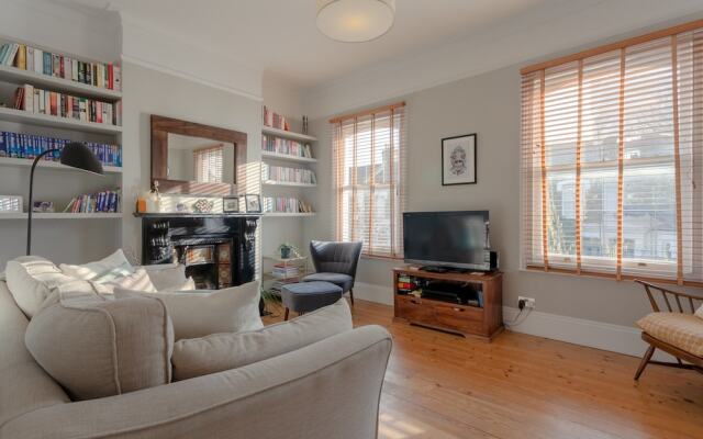 Beautiful 1 Bedroom Flat in Stoke Newington