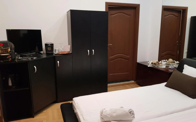 Ground Floor Mega Mall National Arena Monza