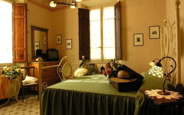 Marta Guest House