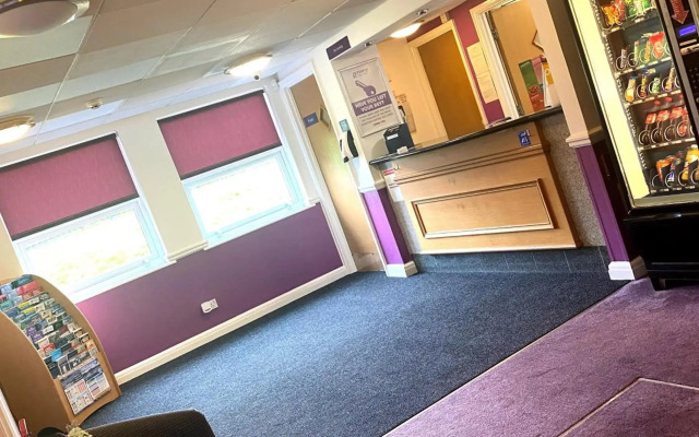 Purple Roomz
