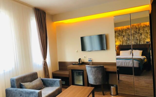 Crystal Snow Butik Hotel