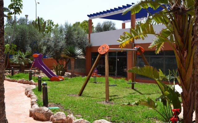 Apartamentos Turisticos Parque Tropical