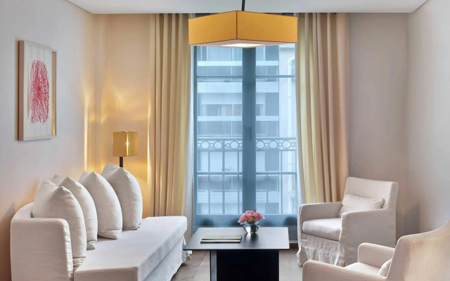 Le Metropolitan Paris Tour Eiffel, a Tribute Portfolio Hotel